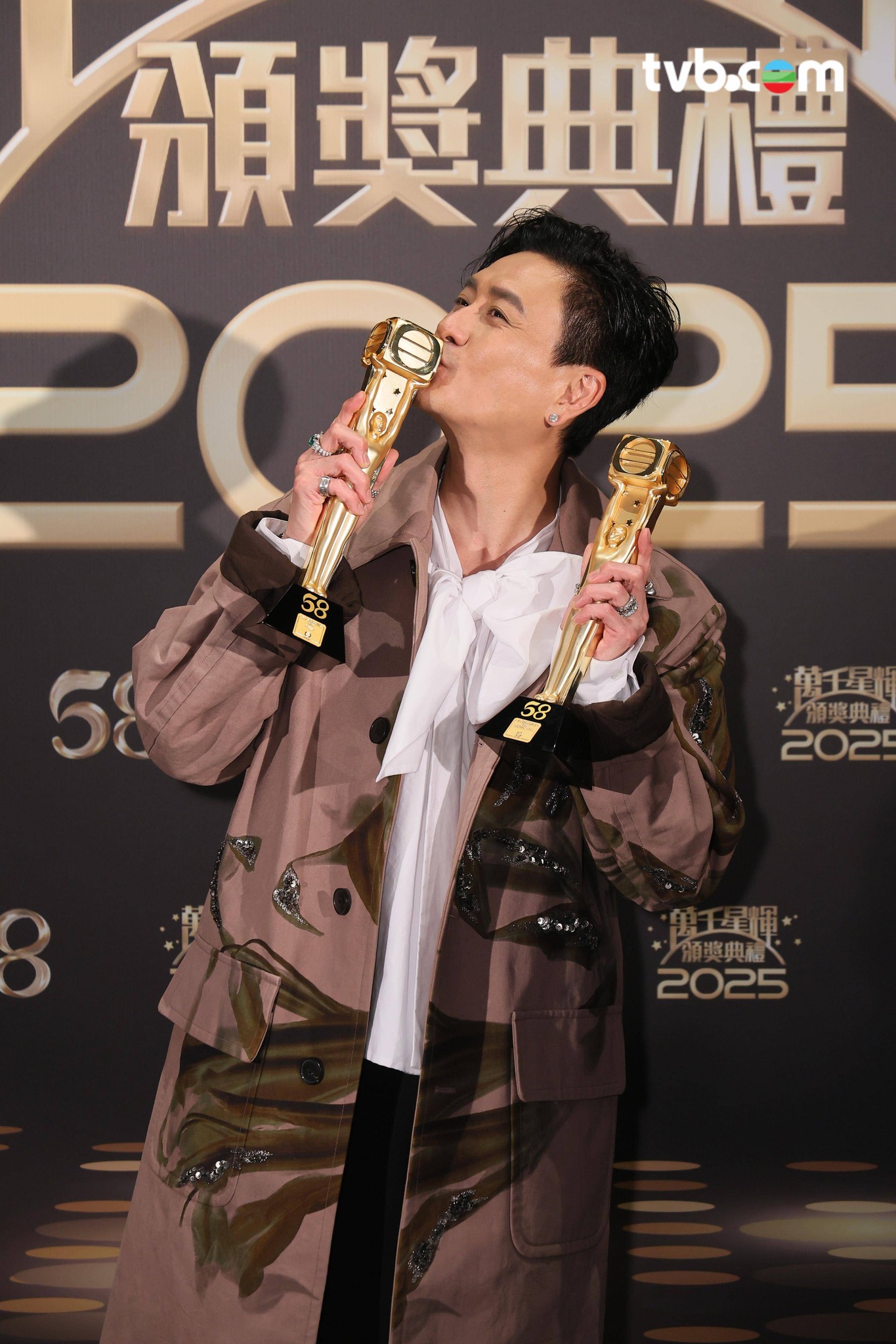 历年最具价值的奖座!TVB奖座价格曝光!竟是「香港人的近5年年薪」! – TTN 谈谈网